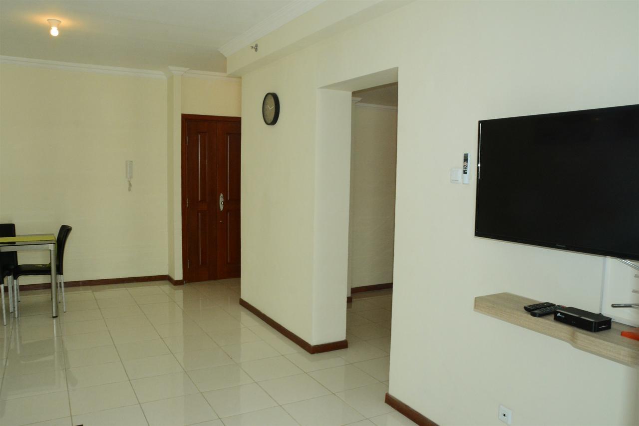 3Br Grand Palace With Private Bathtub By Travelio Jakarta Ngoại thất bức ảnh